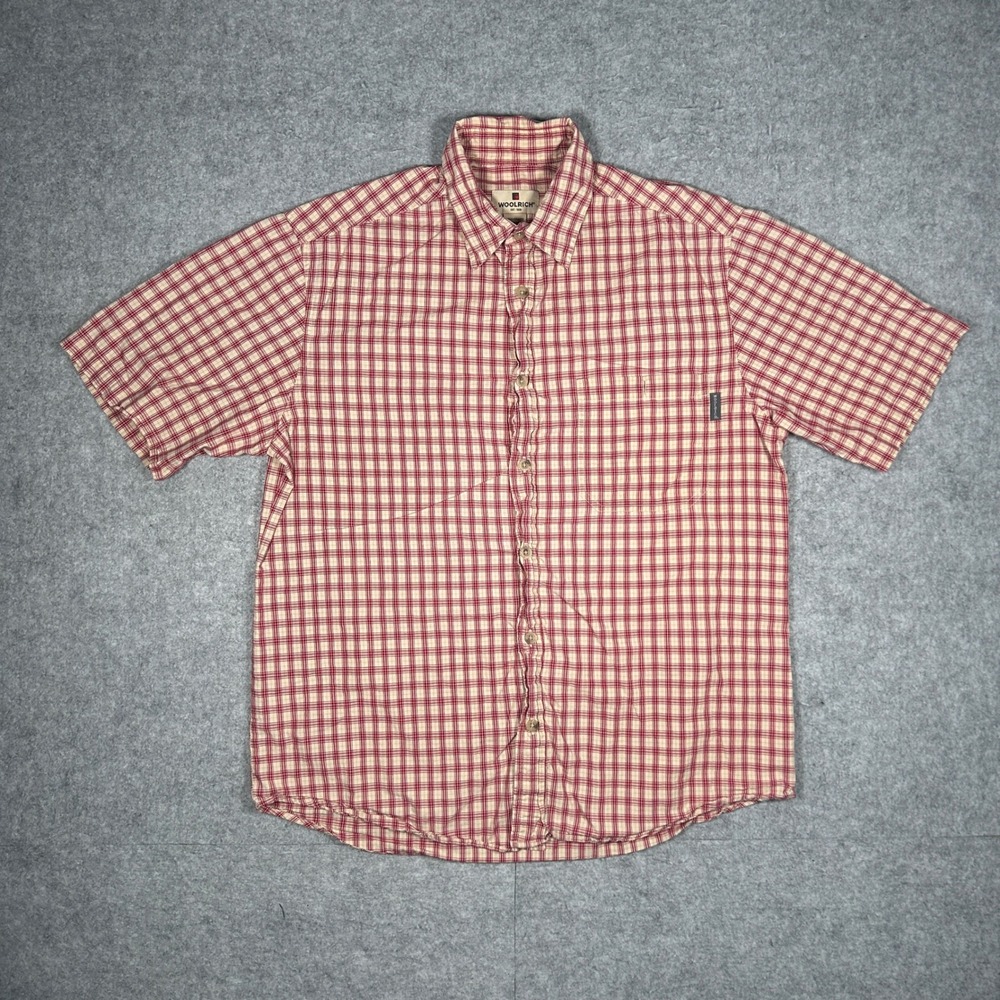 Woolrich shirt Mens M Red Plaid Short Sleeve Button Down Casual Outdoors Hiking